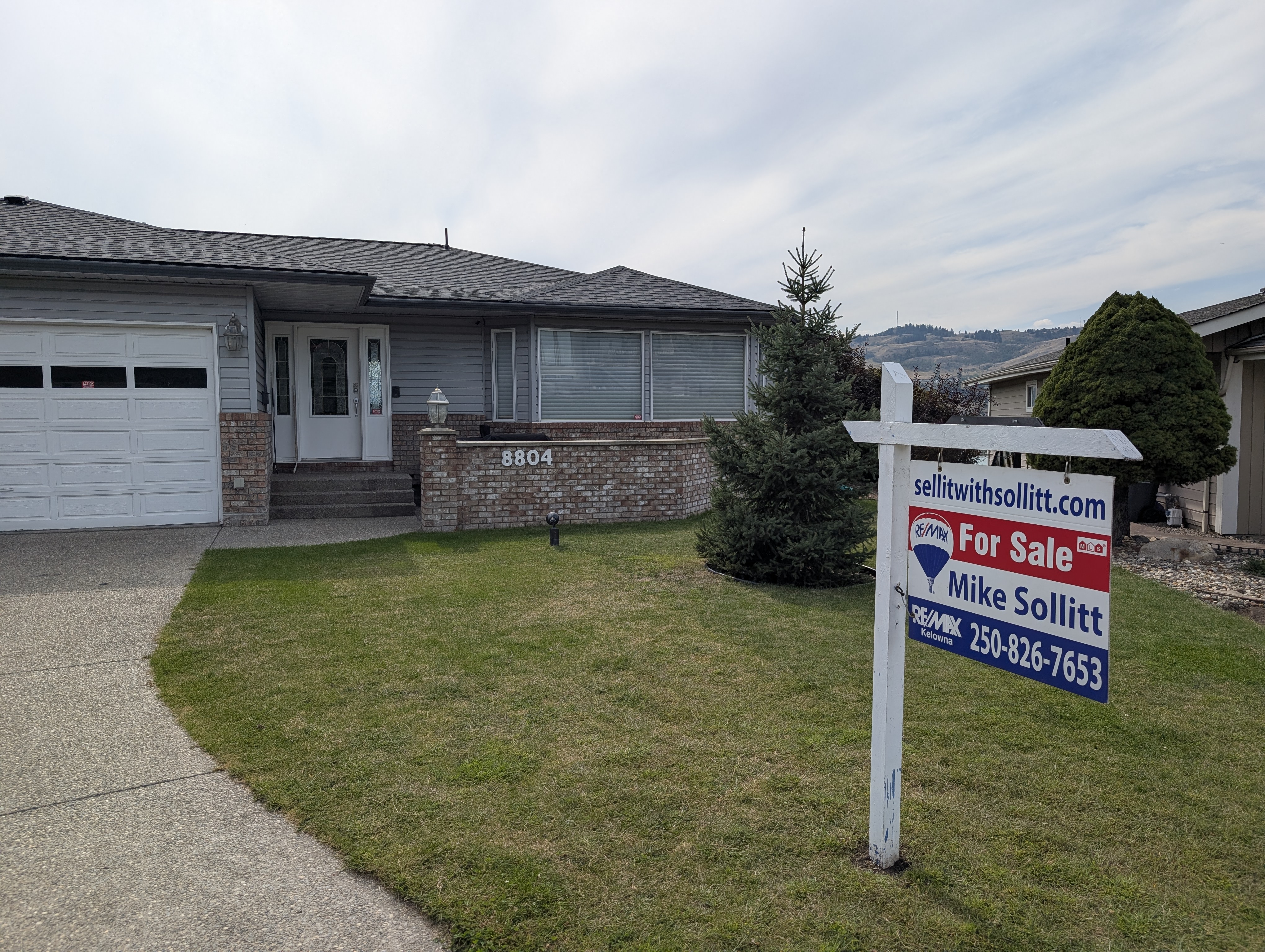 Sean and Kevin, owners of Signify Realtor Sign Services